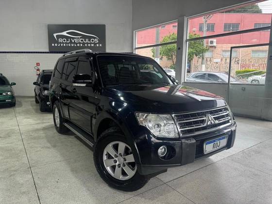 MITSUBISHI PAJERO FULL 3.8 HPE 4X4 V6 24V GASOLINA 4P AUTOMÁTICO MITSUBISHI PAJERO FULL 3.8 HPE 4X4 V6 24V GASOLINA 4P AUTOMÁTICO